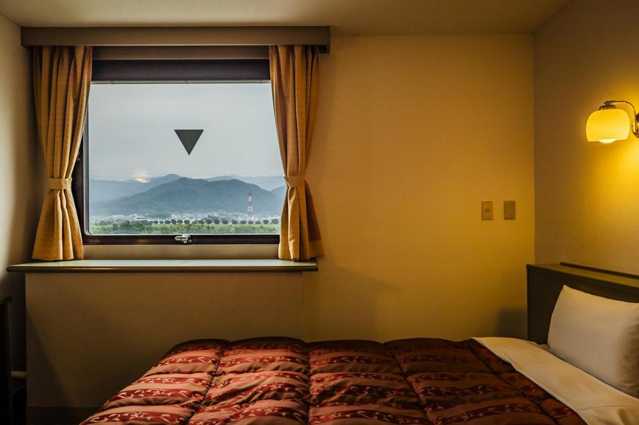 Minami Alps Asahi Century Hotel מראה חיצוני תמונה